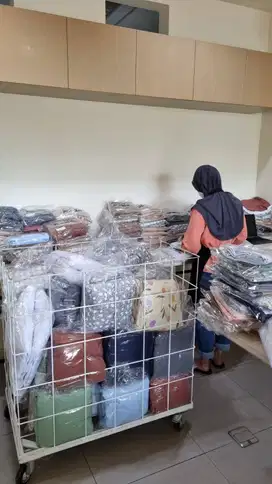 Dicari karyawan untuk PACKING dan QC barang