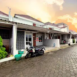 Rumah cantik siap huni di Cluster apik dekat Solo Baru