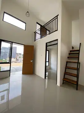 Dijual rumah unit ready konsep balkon dan mezzanin 400jtan