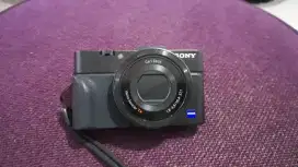 Kamera poket Sony RX 100 ii