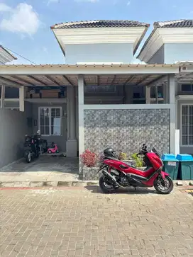Cuma 15 menit ke bandara over 60 juta siap huni