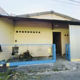 Rumah Kost aktif selalu full dekat Luwes di Kartasura