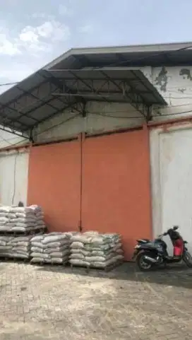 Gudang Romokalisari Siap Pakai Terawat Ciamik untuk Usaha.