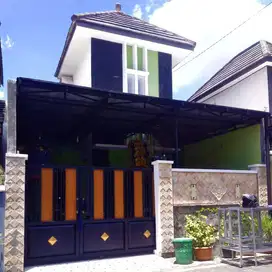 Rumah second bagus di Lingukungan aman dan nyaman Baki