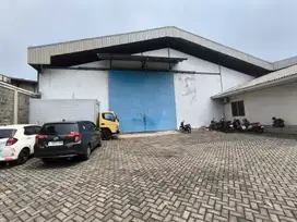 Disewakan Gudang Mutiara Indah Jalan utama bebas banjir dekat suri mul