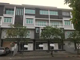 Disewakan 3 Ruko Gandeng Ruko Elang Laut Boulevard PIK Jakarta Utara