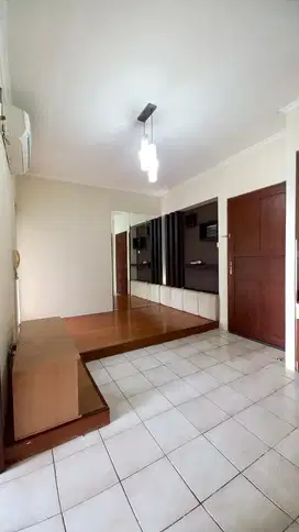 Dijual tipe 2br semi furnish apartment mediterania garden residence 1