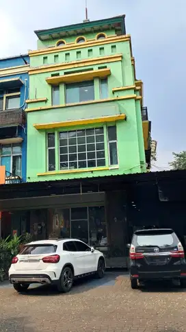 Rulo Tol Boulevard BSD Hoek Hadap Jalan Raya