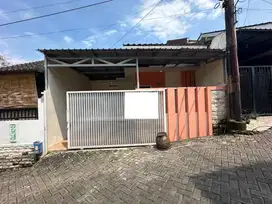 Rumah full furnished dekat SMP-SMA Sabilillah dan Kampus ITN2