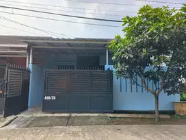 dijual rumah siap huni