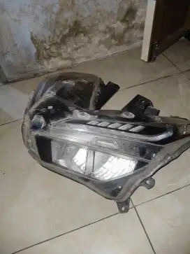 Lampu depan Vario 125 new