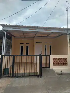 Di Jual Rumah di Griya Alam Sentul
