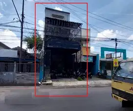 Ruko 3 Lantai Cocok Untuk Cafe di Melong Raya