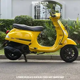 PIAGGIO VESPA S 125 IGET LED Tahun 2021 WARNA YELLOW SOLE