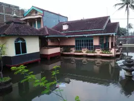 Rumah Villa Luas Area Wisata Cipanas Garut Murah Hitung Tanah Saja