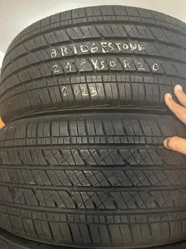 Ban Brigestone Dueler HP 245/50r20