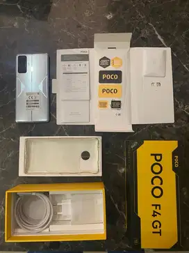 Poco F4 GT  RAM 12/256 GB