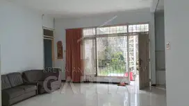 RUMAH BAGUS 5 KAMAR TIFUR DI GUNUNG  RAHAYU AKSES DEKAT TOL PASTEUR