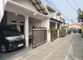 Jual rumah baru renovasi 2023 di Jl. Citanduy Raya, Deket SMPN 3 Depok