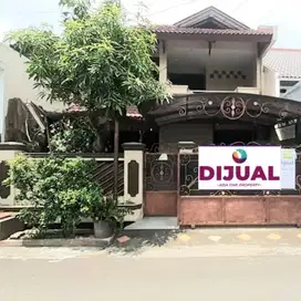 Rumah cakep siap huni deket stasiun. Bekasi dan Summmarecon