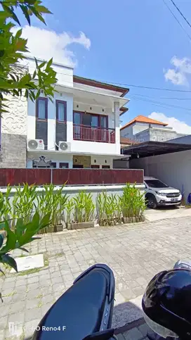 Jual Rumah Minimalis 2lt Lokasi Jl Ahmad Yani Utara Denpasar area Huni