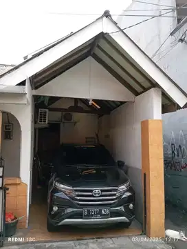 Di Jual Rumah Lama 1 Lantai Lokasi Strategis di Kemayoran, JakPus