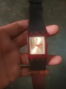 Jam swatch wanita