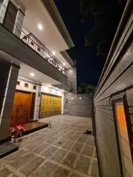 Rumah Bagus Lingkungn Nyaman Lokasi Strategis Dekat Balai Kota Bandung