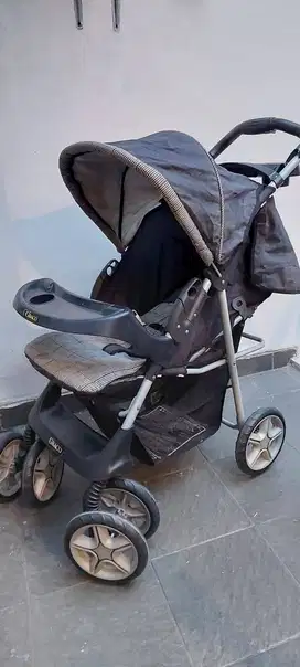 Dijual stroller bayi Graco kondisi siap pakai