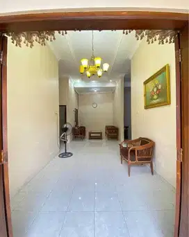 rumah luas siap huni di jalan kaliurang km 9