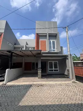 Jual Rumah Free BPHTB dan Biaya Notaris Di Mampang Depok