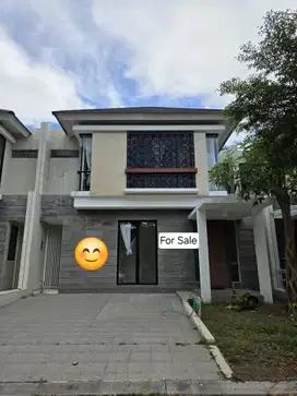 JUAL RUMAH NORTHWEST LAKE DEPAN VIEW LAKE BAGUS MURAH SIAP HUNI