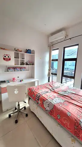 Dijual Rumah Cantik 2,5 Lantai di Permata Bintaro FN-16425