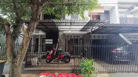 Dijual Rumah Bagus Lokasi Strategis di Komplek Bulog Kota Bekasi