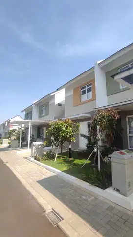 Rumah Seperti Baru Cluster Dayana Summarecon Bandung