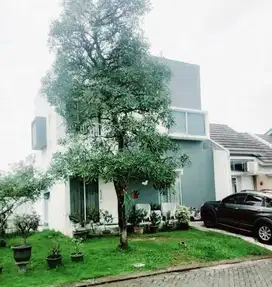 Di Jual rumah Serpong Lagoon
