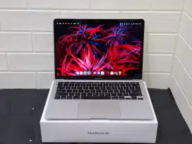 Macbook Air 2020 M1 Slim Design