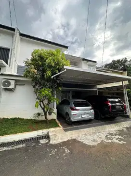 Rumah Bagus SHM Jatiwaringin, Jakarta Timur