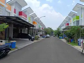 Murah Rumah 2lt Row Jalan Lebar di Riviera Village Gading Serpong