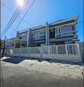 Nginden Intan Rumah Baru Gress