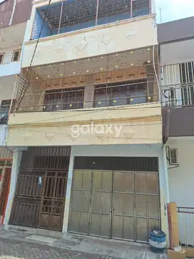 Rumah Krembangan 3 Lantai SHM Siap Huni