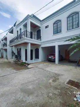 Rumah Dijual 2 Lantai + Private Pool Dekat Tol Cimanggis