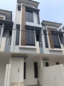 Rumah Baru 2 lantai di Gudang Garam Cempaka Putih