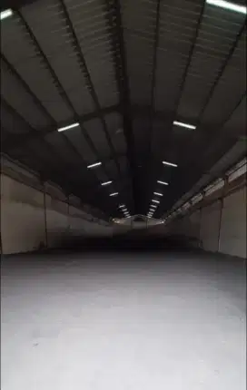 Disewakan Gudang siap pakai akses kontainer 8 mnt ke Tol