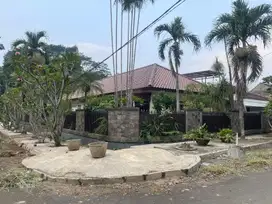 Jual rumah Asri di kawasan Elite Kota Bogor.