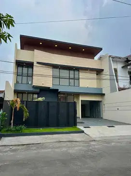 Rumah Mewah Bebas Banjir di Kertajaya Indah Timur Surabaya