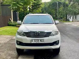 Toyota Fortuner 2.7 G AT Bensin 2013