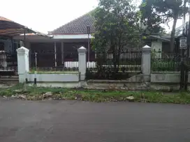 Dijual Rumah Belakang Telkom Japati, Dekat Gasibu