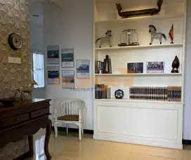 Rumah Mewah Full Furnished Di Second Boulevard