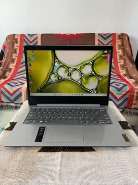 LENOVO IDEAPAD SLIM 3 AMD 3020e SSD 256GB